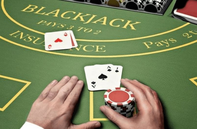 Chọn hạng mục Poker tại Letou để chơi